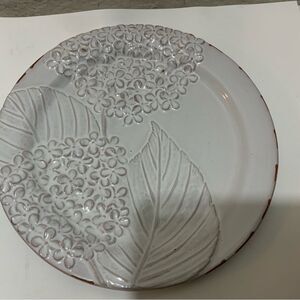 New Mud Pie Hydrangea salad Dessert Plate 9 in. P10